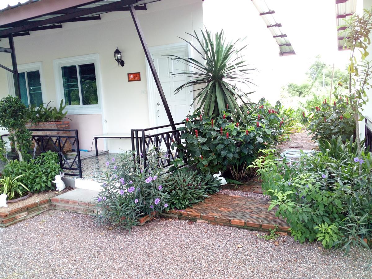 Fancy Carp Resort Cha-Am Exterior foto